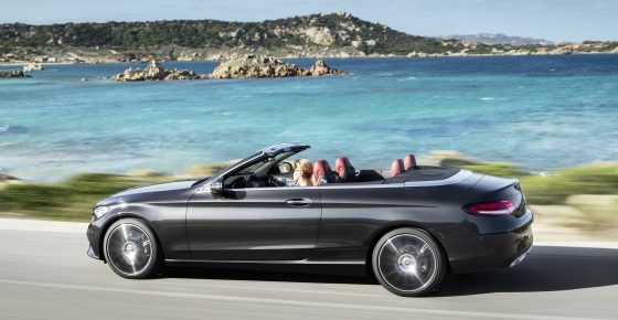 2019_mercedes-benz_c-class_coupe_and_cabrio_8_2560x1440
